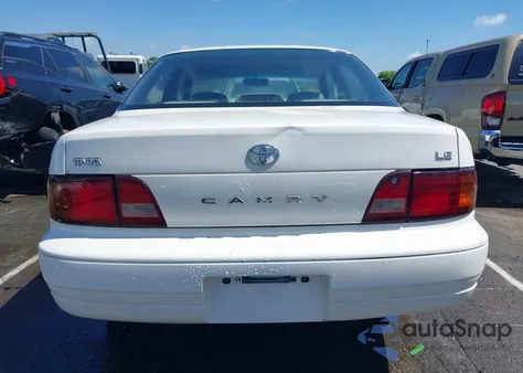 1995 Toyota Camry Le из США, поврежденный, VIN JT2SK12EXS0293130